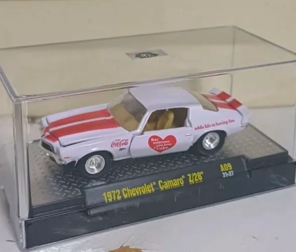 miniatura m2 machines chevrolet camaro 1972