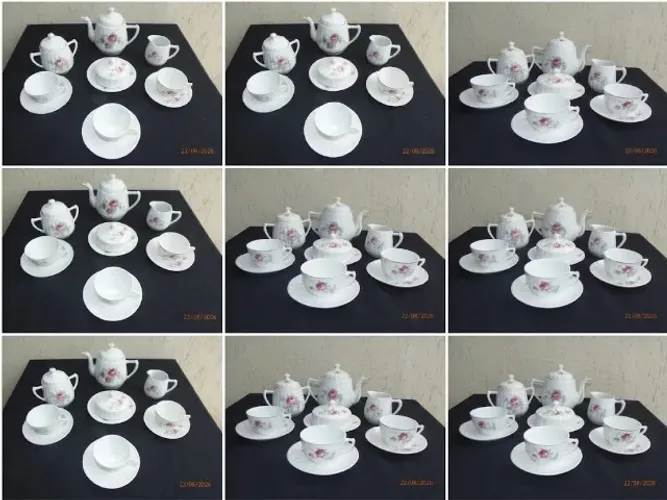 Jogo de Chá Antigo em Porcelana Canelada Floral.