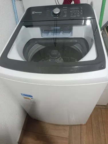 Vende-se máquina de lavar roupa 16 kilos 