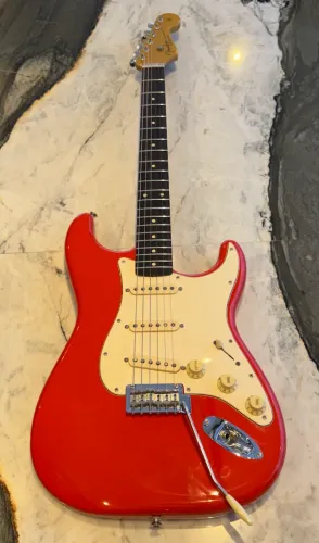 Fender Stratocaster 60 Fiesta Red