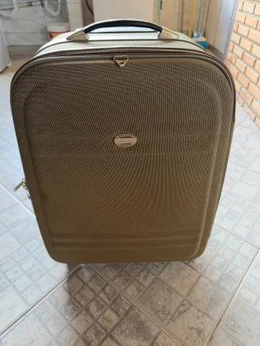 Vendo mala 23kg Lansay