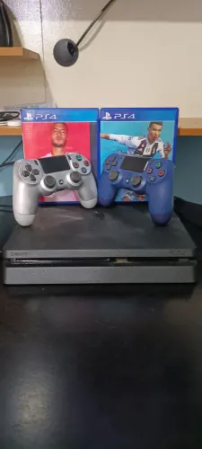 PS4 SLIM , 2CONTROLE,2JOGOS