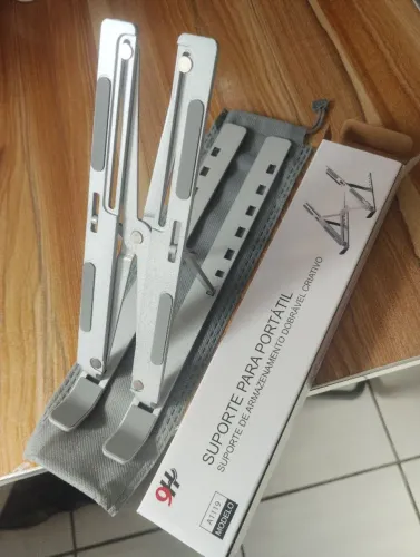 Suporte para notebook em metal com 7 níveis de ajuste de altura