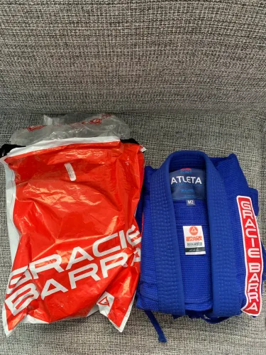 Kimono Gracie Barra
