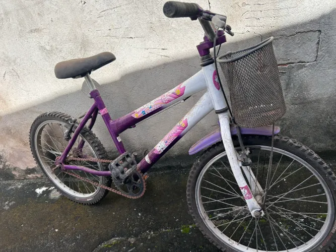 Vendo bicicleta infantil.