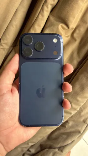 17 Pro 256 GB