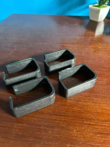Kit 4 Organizadores De Cabos Clipe Passa Fio Para Mesa Escrivaninha