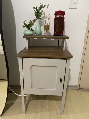 mesinha apoio Pinho/Off white altura 72,5 cm largura 43 com profundidade 36 cm