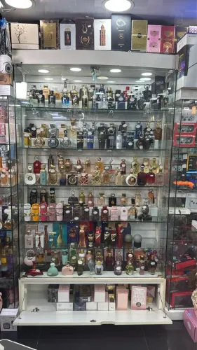 Vendo 4 Vitrines moderna iluminação em led