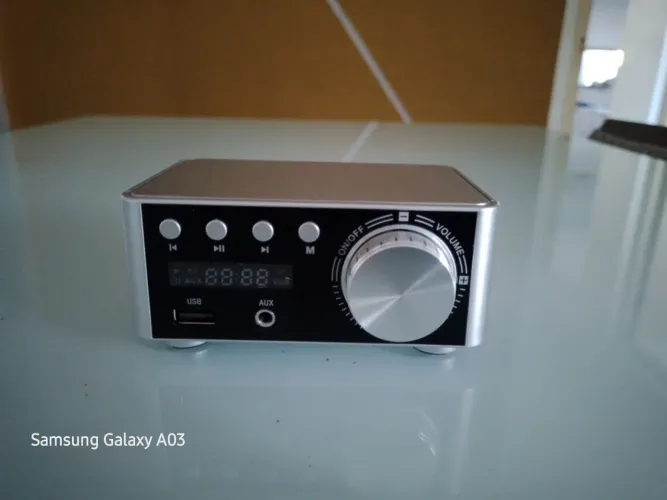 Mini Amplificador com Bluetooth