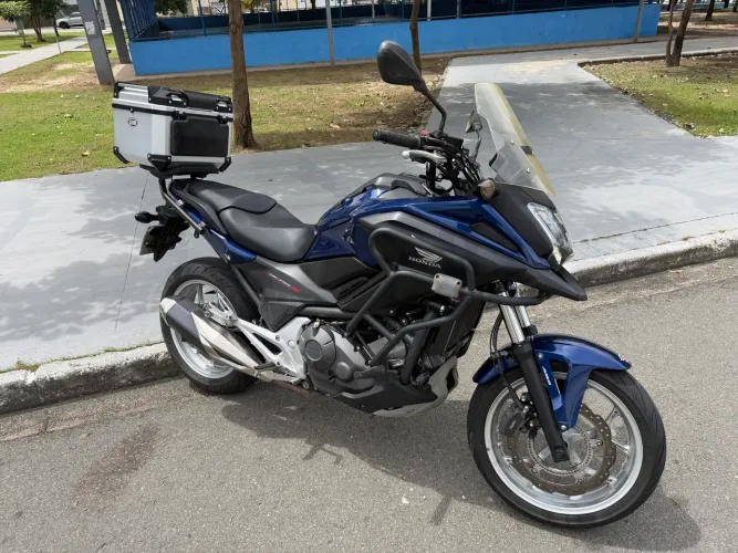 Honda NC 750X ABS 2020 | Apenas 11 mil km | Baú Alumínio SCAM