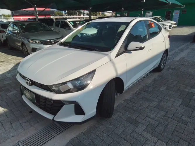 Hyundai HB20S Comfort Plus 1.0 TB Flex 12V Mec. 2025