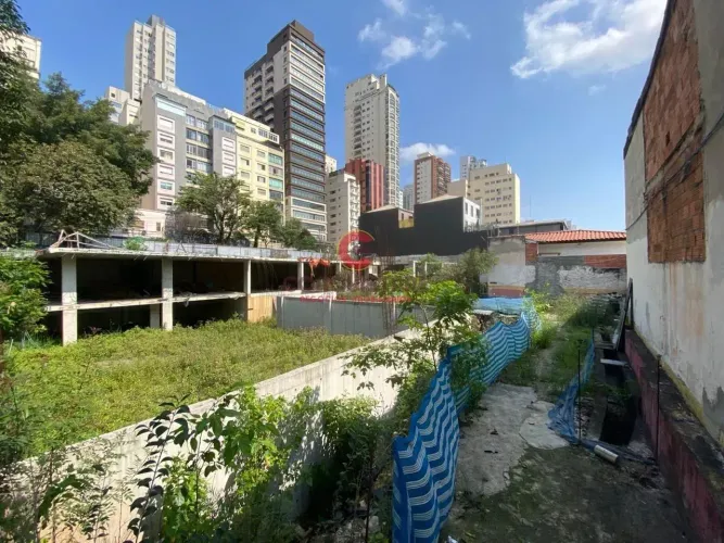 Imóvel para aluguel e venda tem 2471 metros quadrados em Santa Cecília - São Paulo - SP