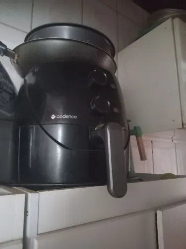 Airfryer usada porém números apagados