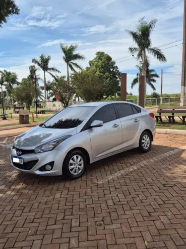 Hyundai HB20S C.style/c.plus1.6 Flex 16V Aut. 4P 2015