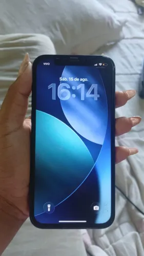 iPhone 12 azul