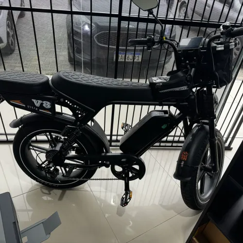 Bike elétrica V8 Ultra nova na garantia