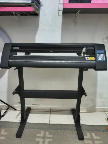 Plotter de recorte 72cm - Usada