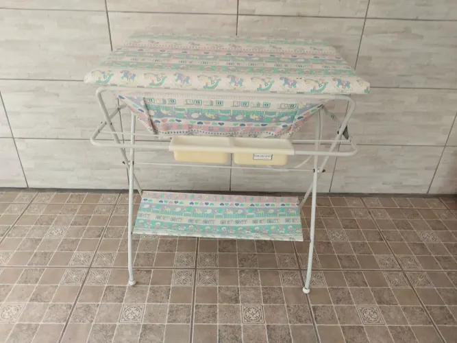 Banheira com suporte e trocador Galzerano
