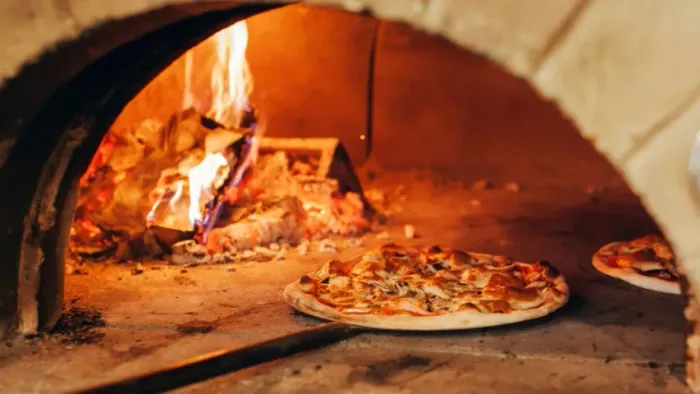 Pizzaria Estruturada em Pleno Funcionamento à Venda em Juiz de Fora