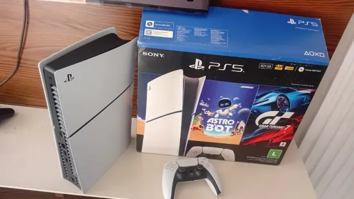 PlayStation 5 Digital Edition 825GB - DESBLOQUEADO