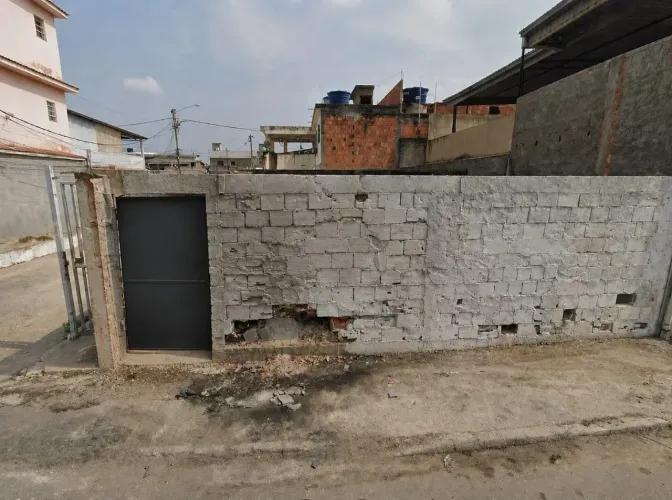 Terreno comercial para aluguel possui 162 metros quadrados em Areia Branca - Belford Roxo 