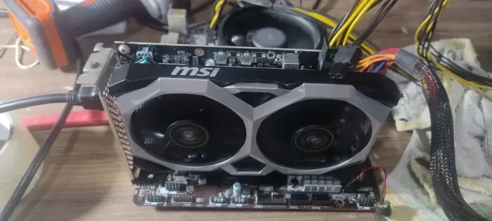 LEIA - PLACA DE VIDEO MSI GEFORCE GTX 1650 D6 VENTUS OCV3