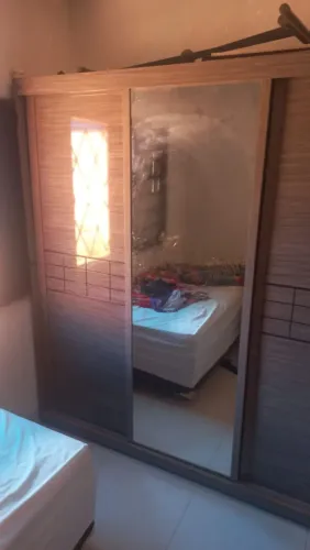 GUARDA ROUPA DE CASAL