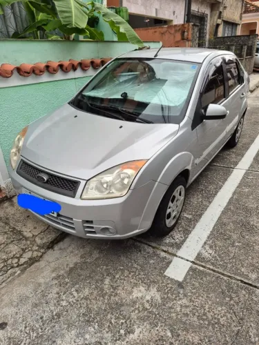 Ford Fiesta Sedan 1.0 8V Flex 4P 2009