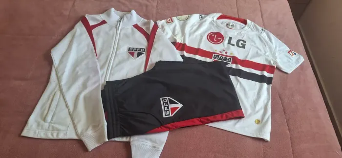 Conjunto Feminino São Paulo