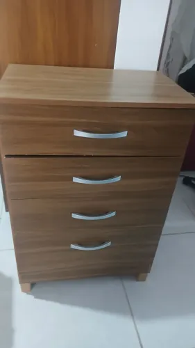 Cômoda 4 gavetas