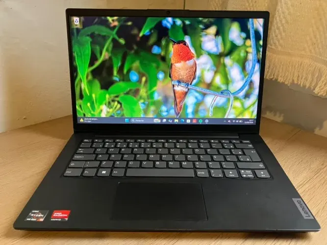 Notebook Lenovo V14 G3 ABA | Ryzen 5 5625U | AMD RADEON GRAPHICS | 12GB RAM | SSD 256GB