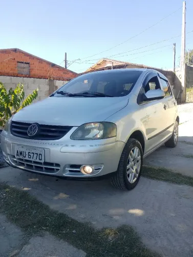 Volkswagen Fox Plus 1.6mi/ 1.6mi Total Flex 8V 4P 2005