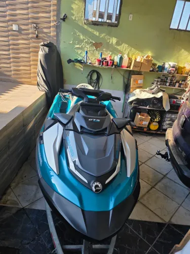 Muito novo jet-ski 325 JTX LIMITED 