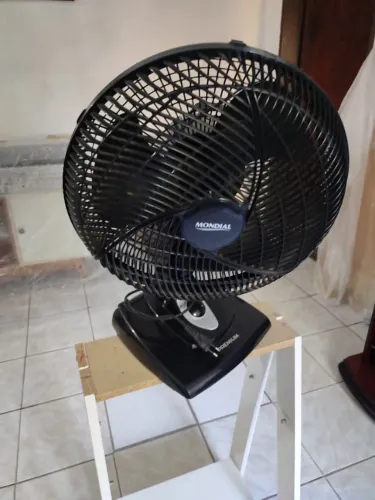 Ventilador de mesa Mondial 220v (usado)