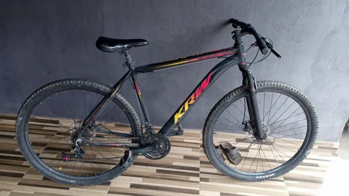 VENDE-SE BICICLETA