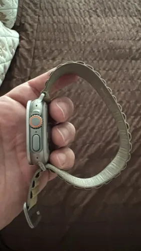 Apple Watch Ultra 2 [GPS + Cellular, 49mm] - Titanium