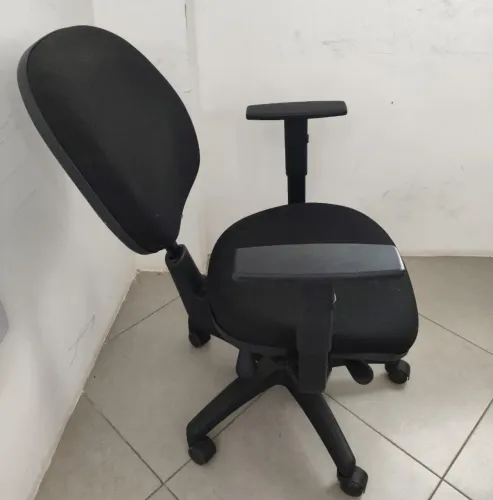 Vendo móveis de escritório