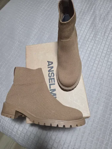 Botas Anselmi cor caramelo nova