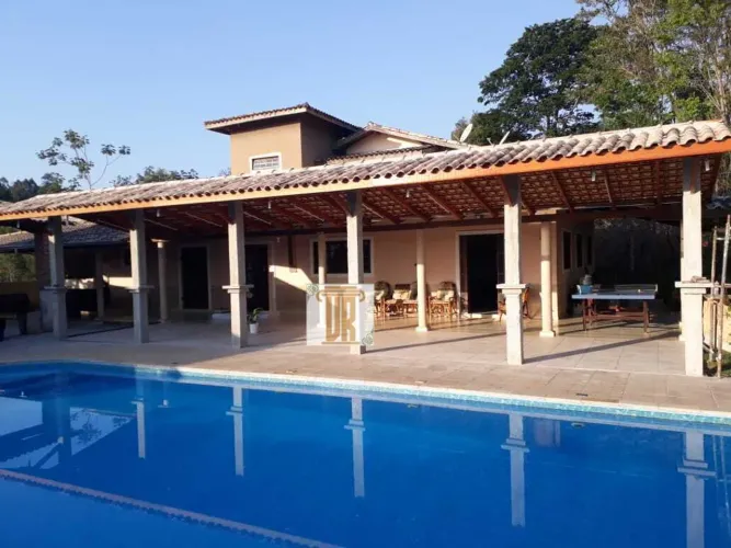 Chácara em Caçapava com 33.200m com Piscina, Área Gourmet e Área de Festas