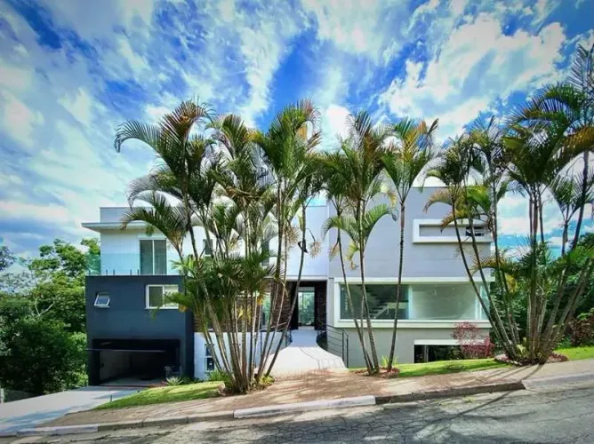 Casa a venda na Granja Viana Condominio Chácara dos Lagos