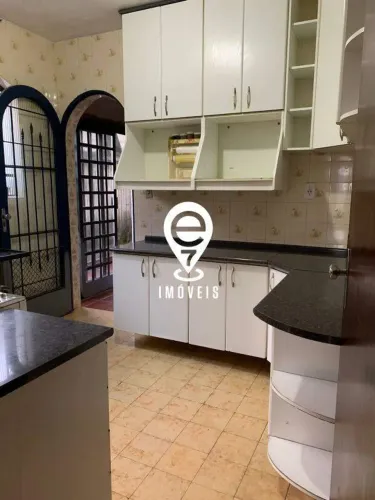 Sobrado residencial à venda na Vila do Castelo 3 quartos e 1 suíte