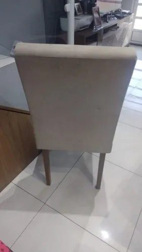 VENDO JOGO DE 06 CADEIRAS PARA REFORMAR!