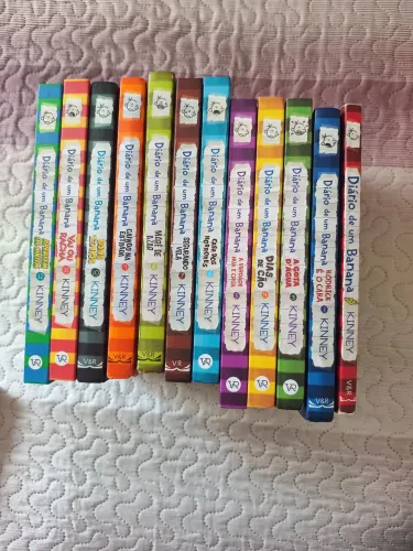 Livro Diário de um Banana vol 1 a 12 capa dura