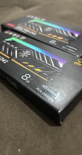 MEMÓRIA RAM XPG SPECTRIX D41 RGB - 8GB 3000MHz (KIT COM 2 PENTES)