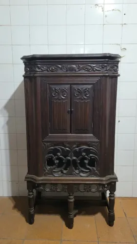 Antigo movel vitrola
