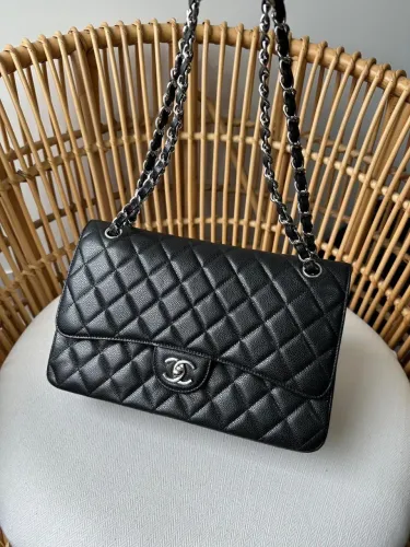 Bolsa Channel jumbo caviar 