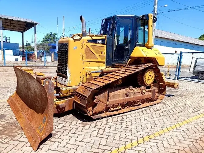 Trator de Esteira CAT D6N 2014 Impecável