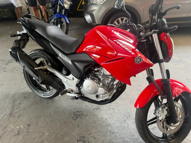 Fazer 2013 250cc entrada a partir 1.000