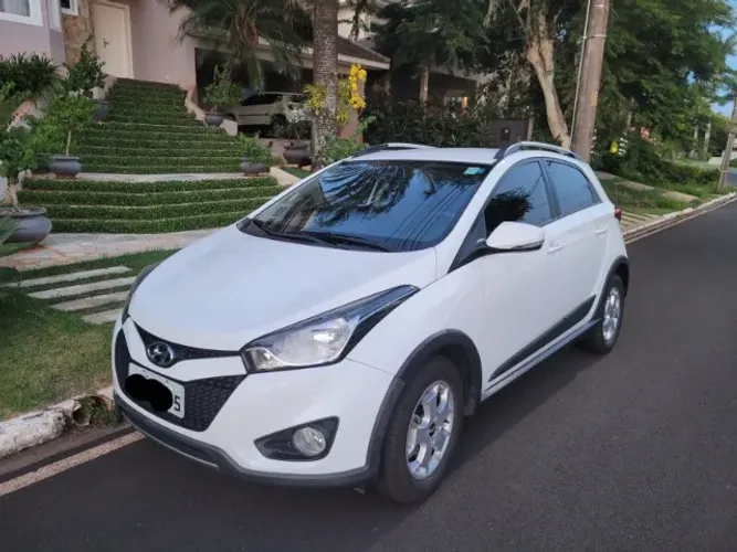 Hyundai HB20X Style 1.6 Flex 16V Mec. 2014